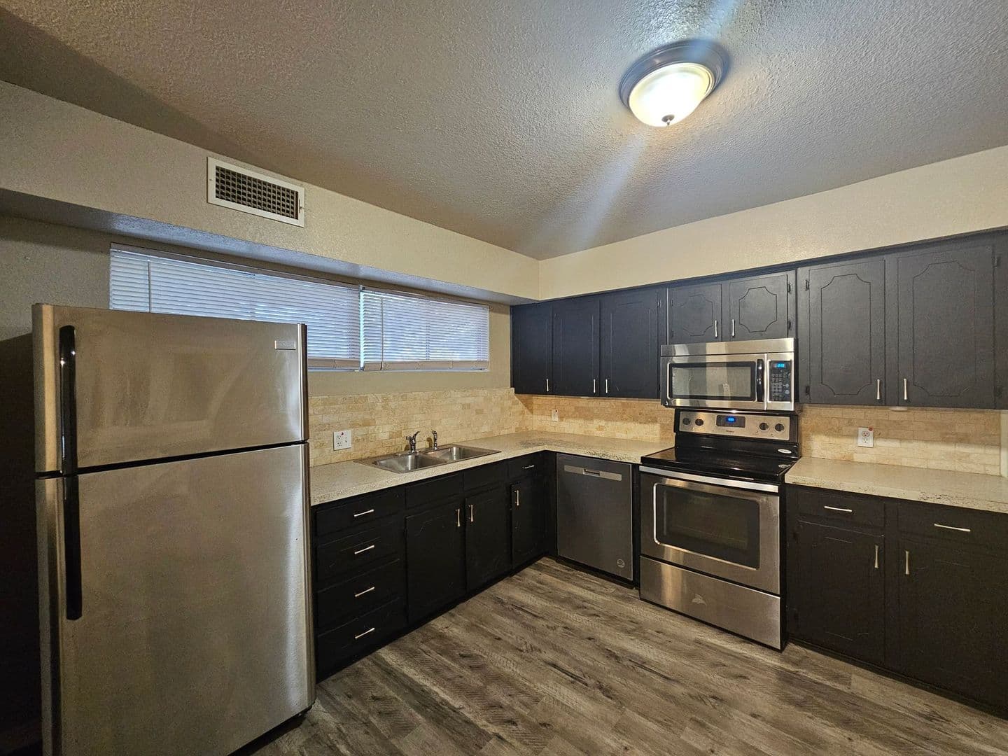 Temple Apartment: 1801 S 41st Street