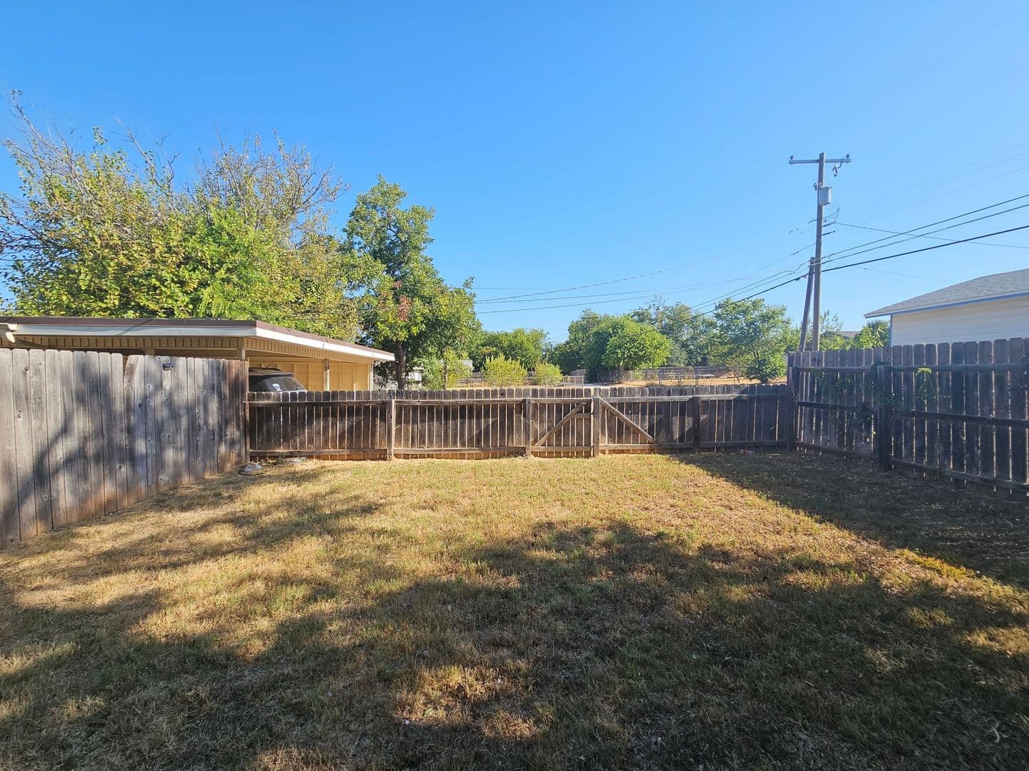 Temple Apartment: 1801 S 41st Street