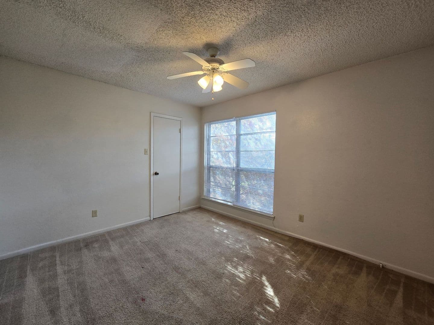 Harker Heights Apartment: 1207 Boulder Run - C