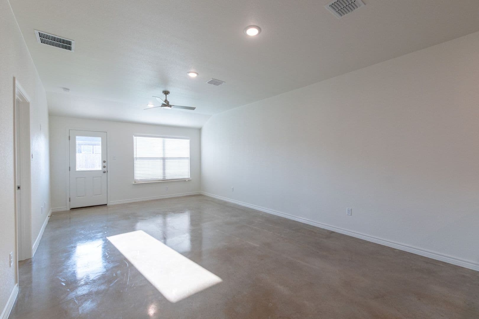 Copperas Cove Apartment: 1149 Lindsey Drive (A/B)