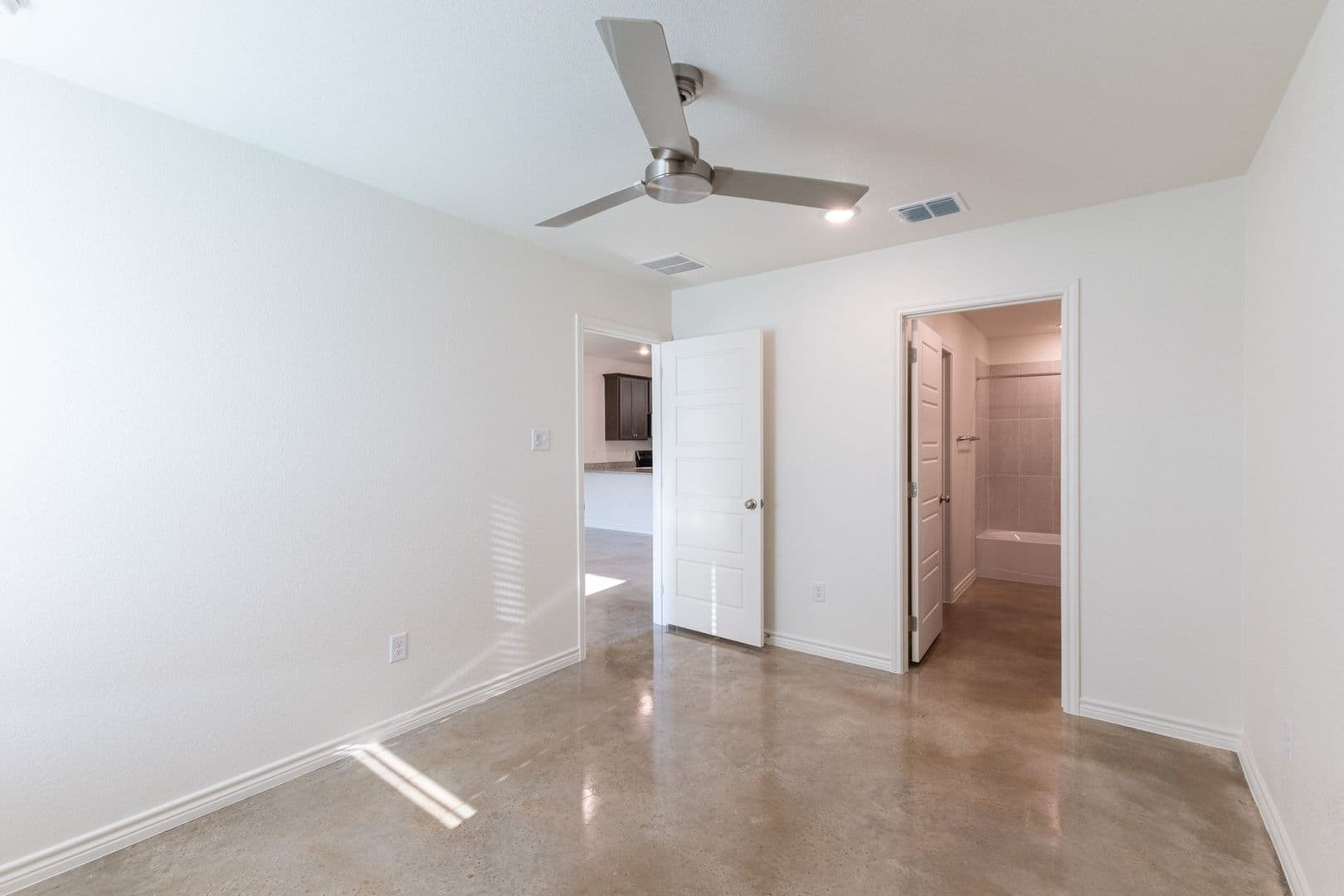 Copperas Cove Apartment: 1149 Lindsey Drive (A/B)