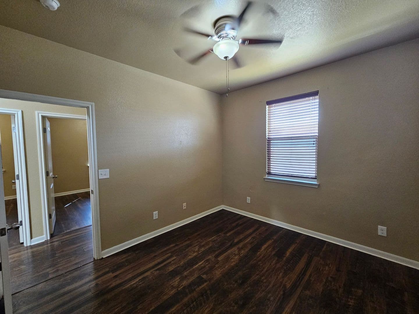 Killeen House: 2803 Camp Cooper Drive