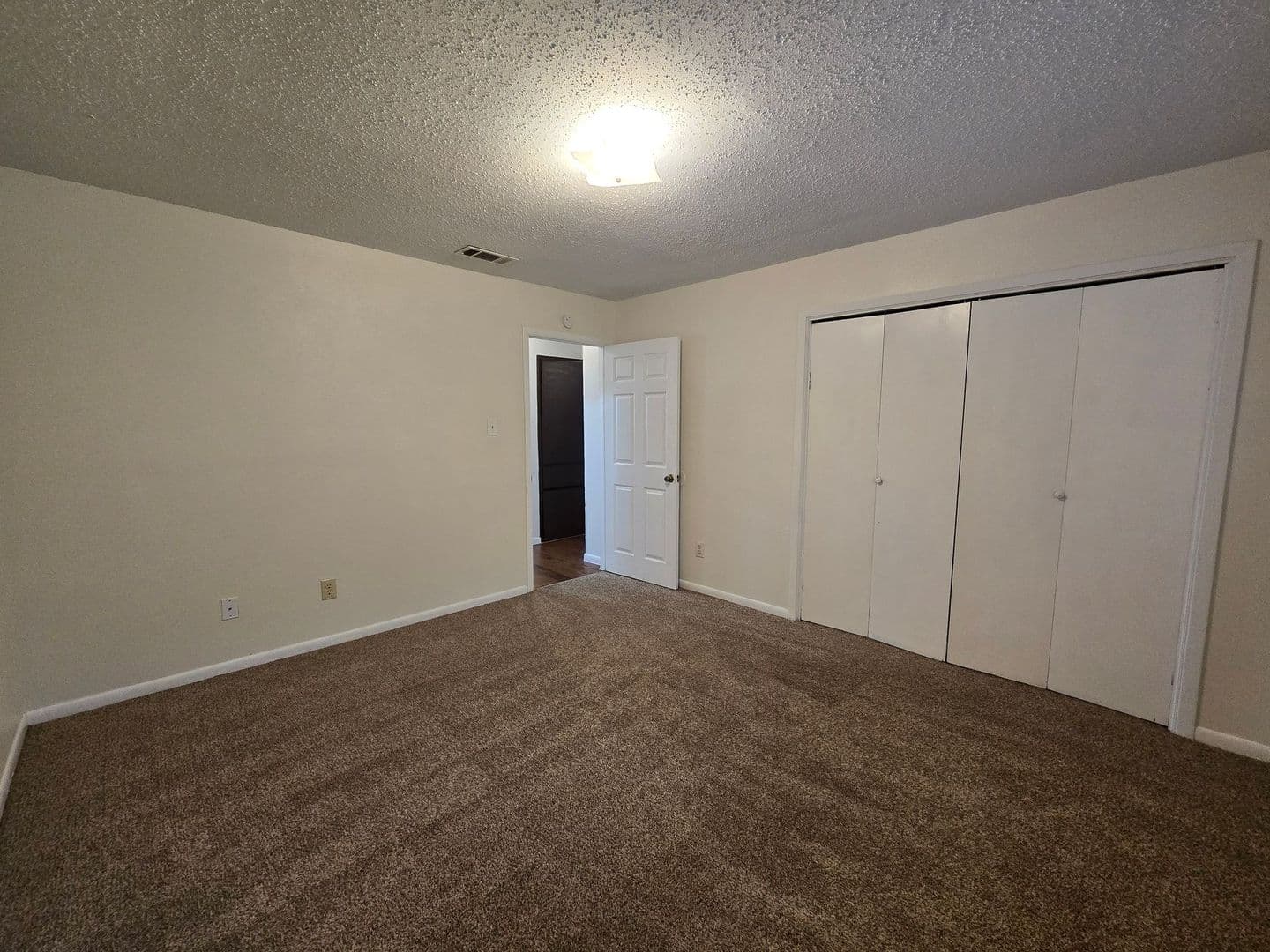 Harker Heights Apartment: 1305 Indian Trail - D