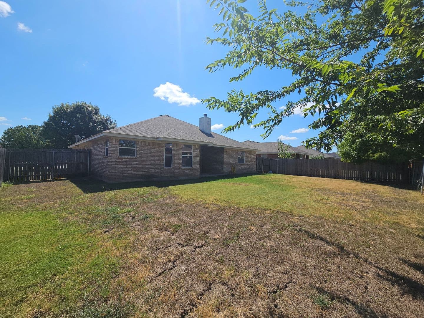 Killeen House: 3007 Wisteria Lane