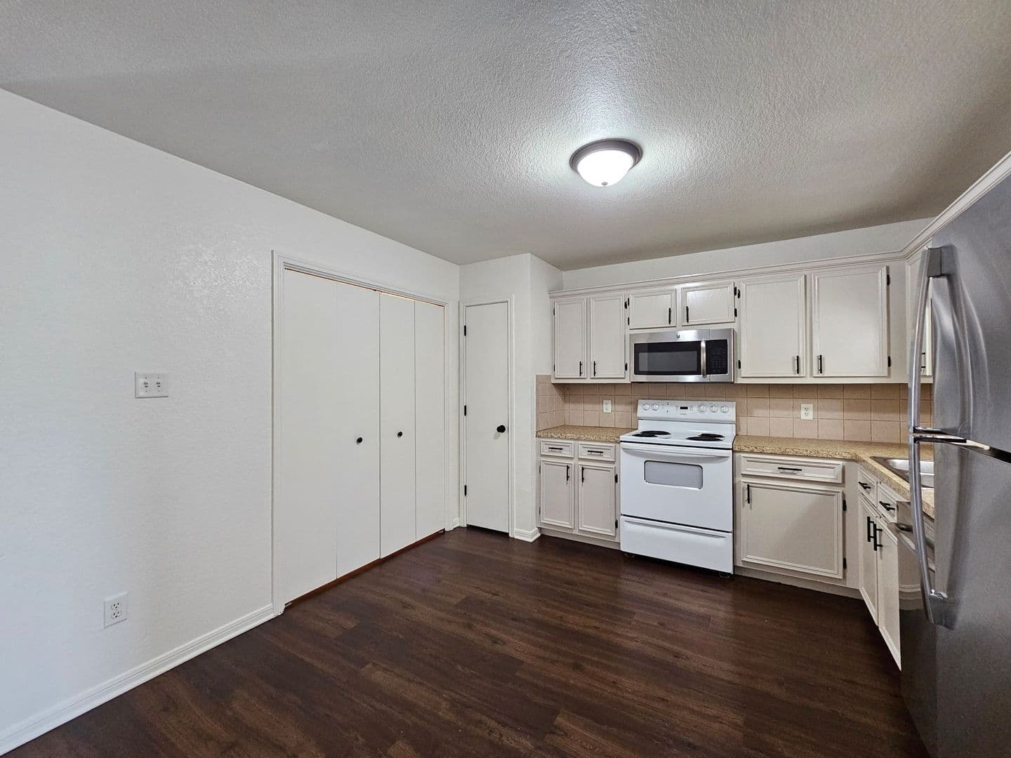 Copperas Cove Apartment: 4104 Wine Cup Rd (A/B)