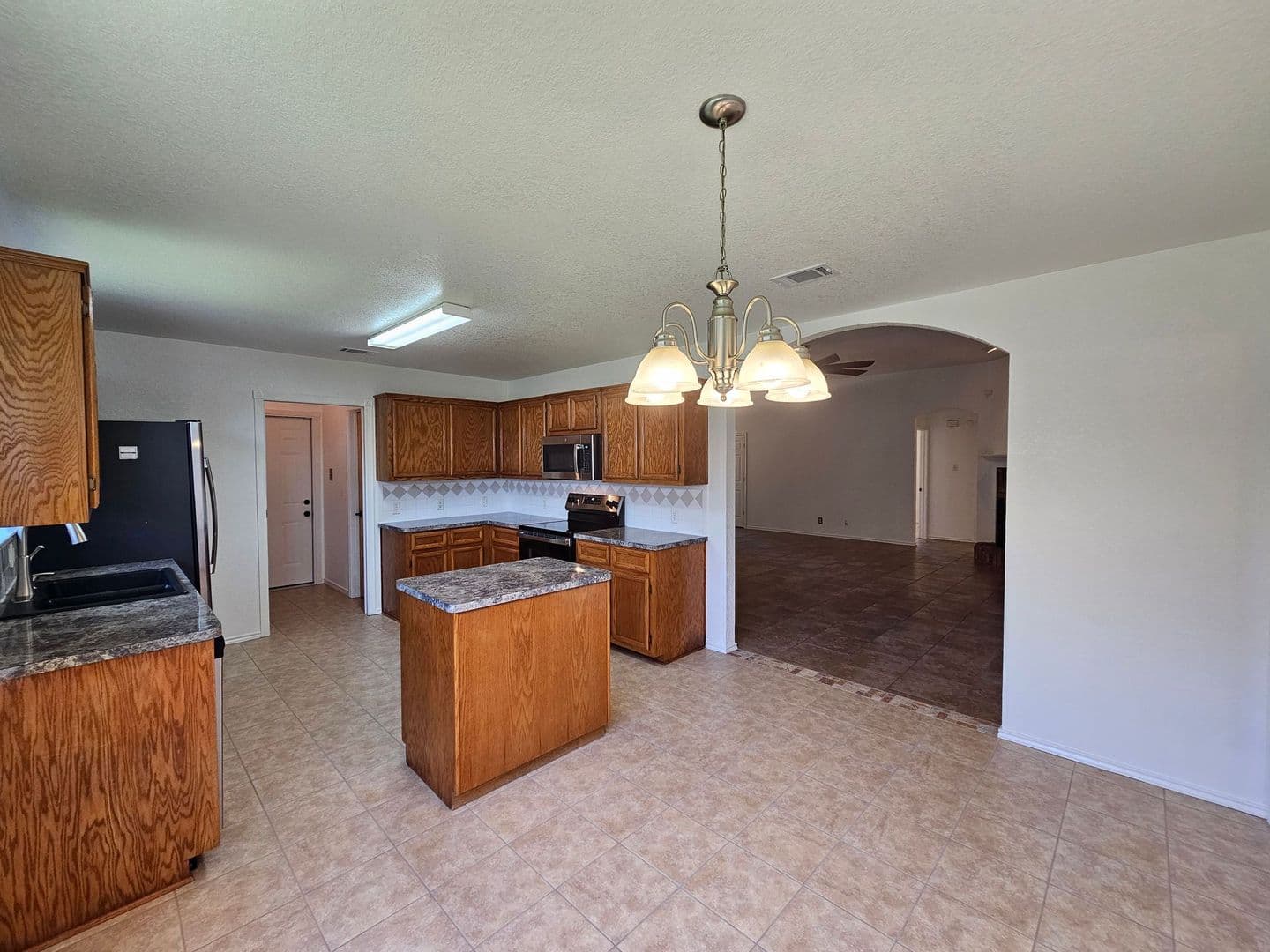 Killeen House: 3904 Frigate Drive