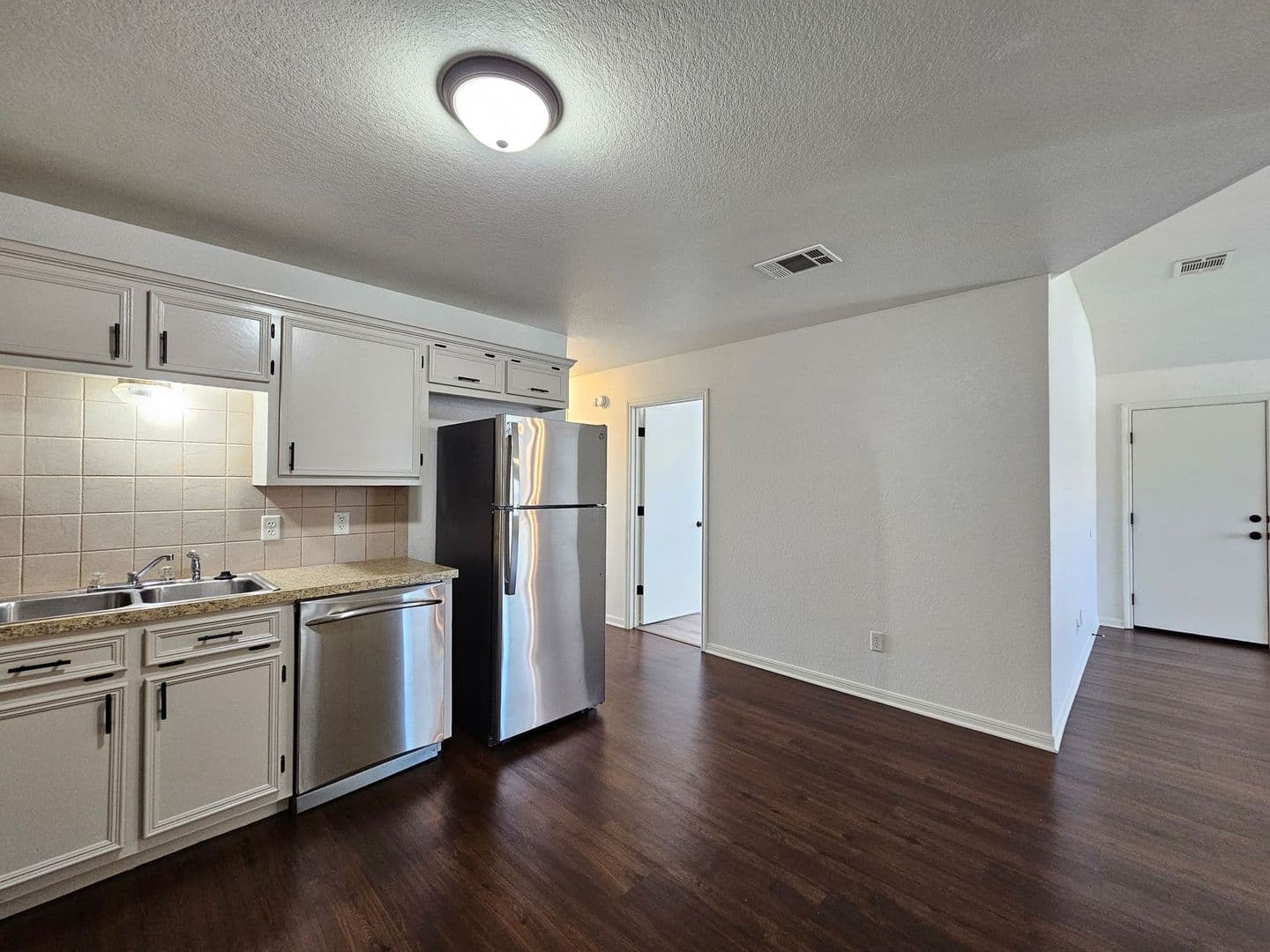 Copperas Cove Apartment: 4104 Wine Cup Rd (A/B)