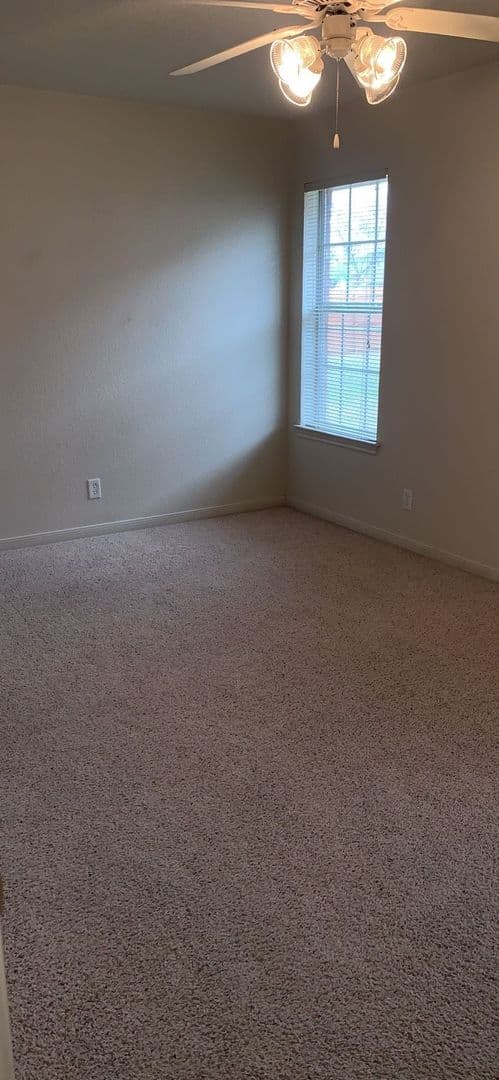Killeen Apartment: 5011 Heather Lane - B