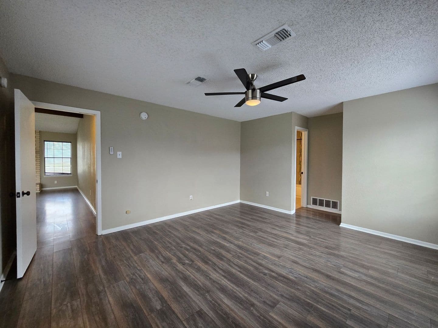 Killeen House: 1710 Joy Drive