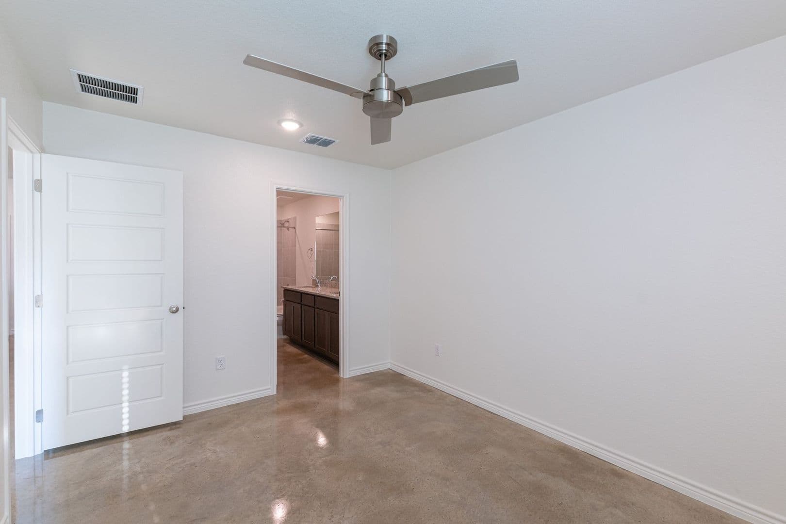 Copperas Cove Apartment: 1149 Lindsey Drive (A/B)