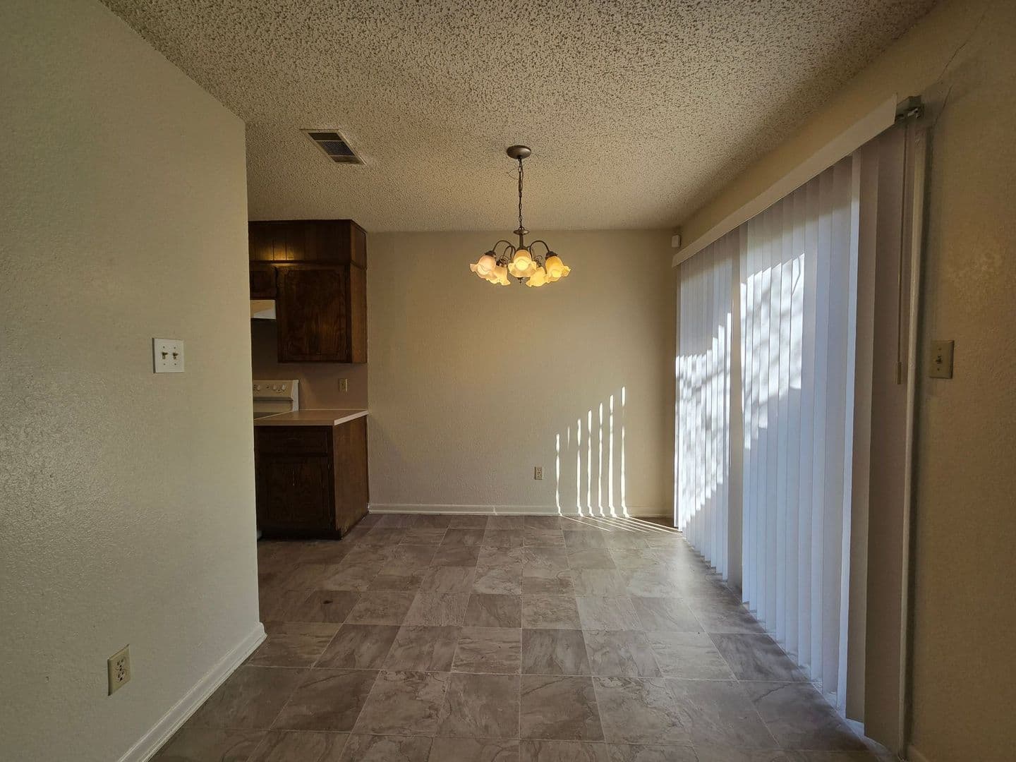 Harker Heights Apartment: 1207 Boulder Run - C