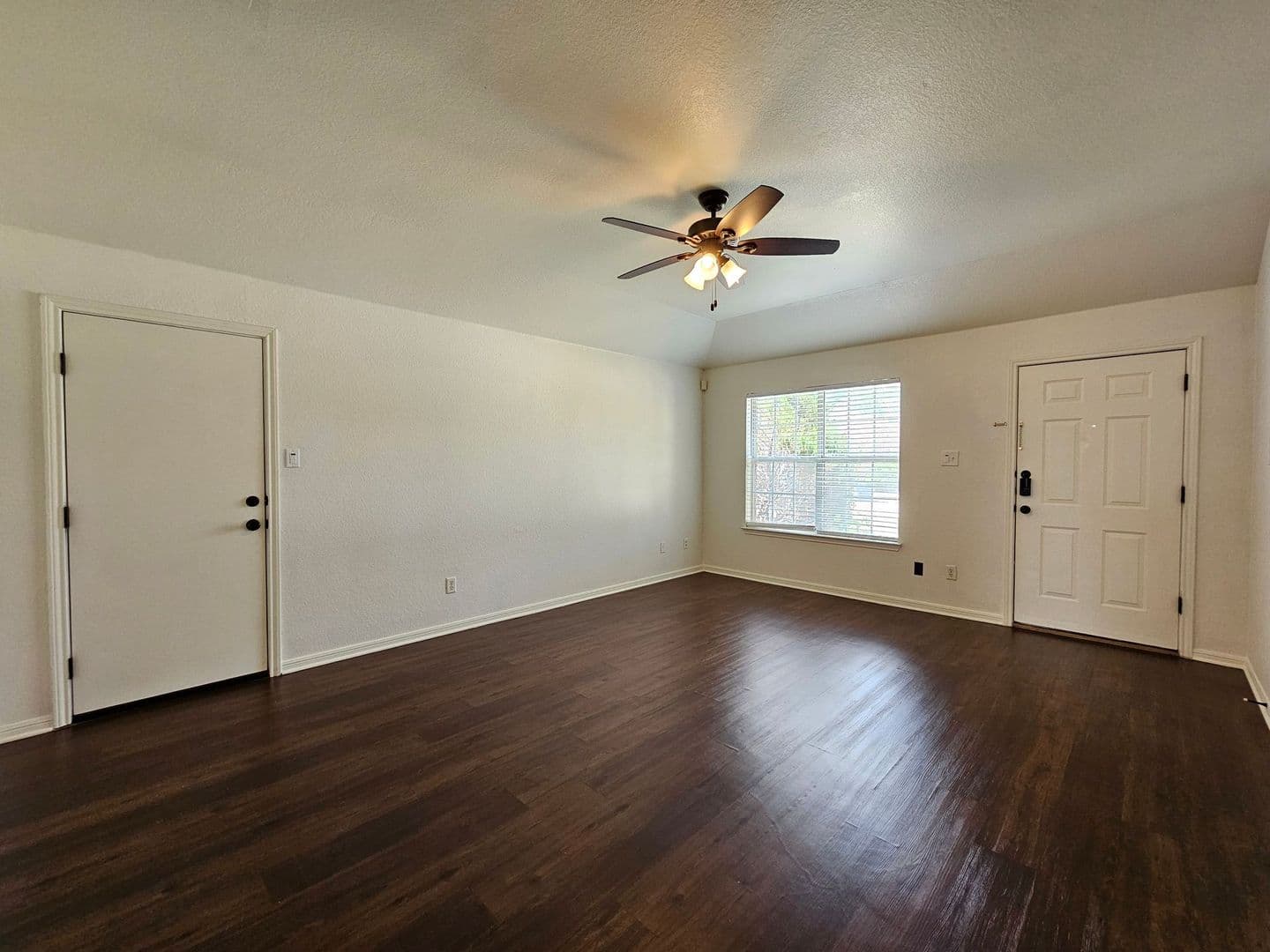 Copperas Cove Apartment: 4104 Wine Cup Rd (A/B)