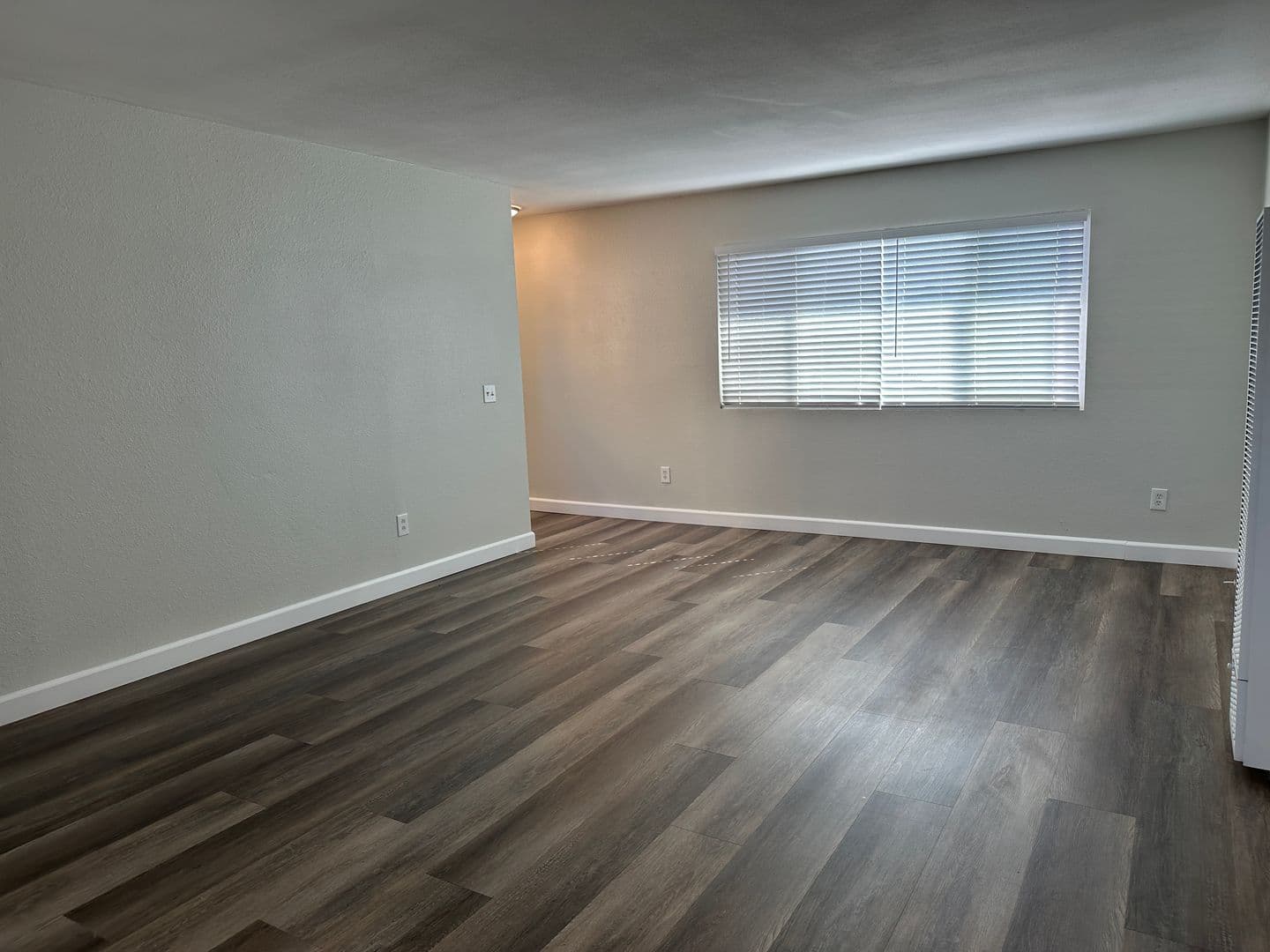 Imperial Beach Apartment: 1144 12th St.