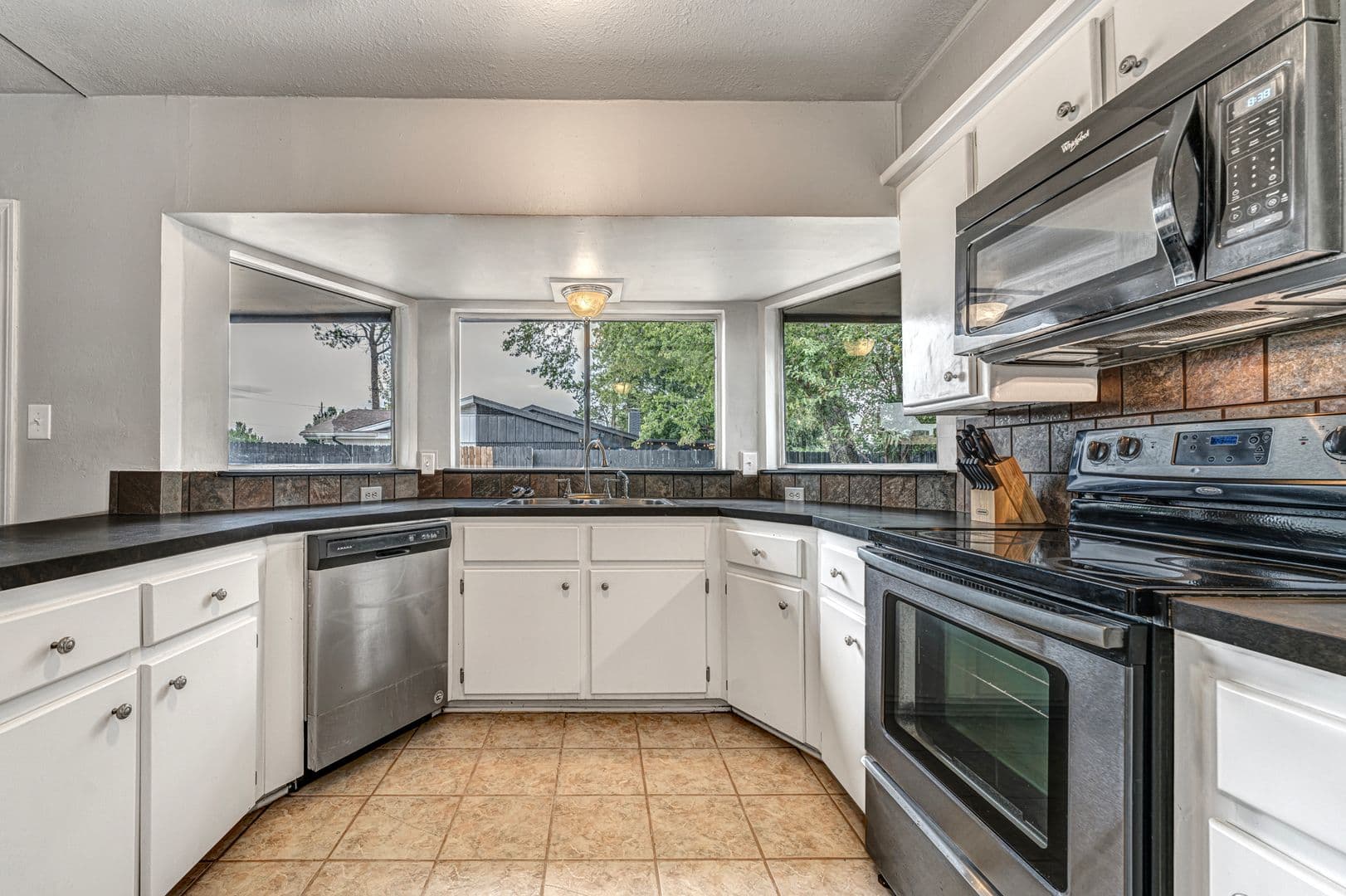 Ardmore House: 1114 Osage