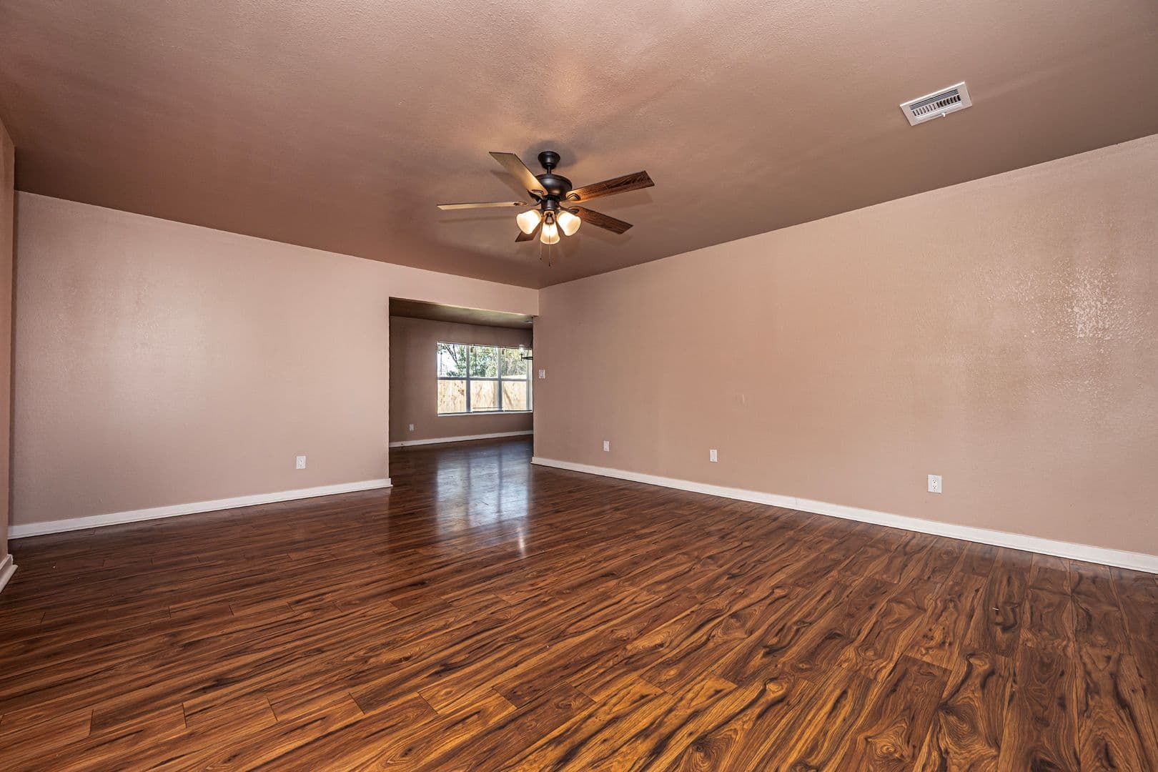 Ardmore House: 1733 Salisbury