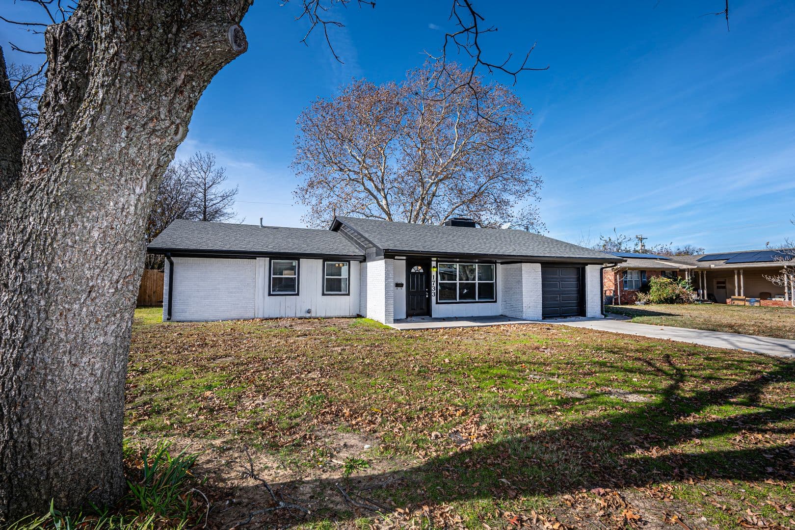 Ardmore House: 1733 Salisbury