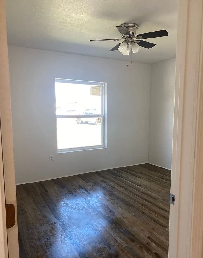 Ardmore House: 914 3rd NW