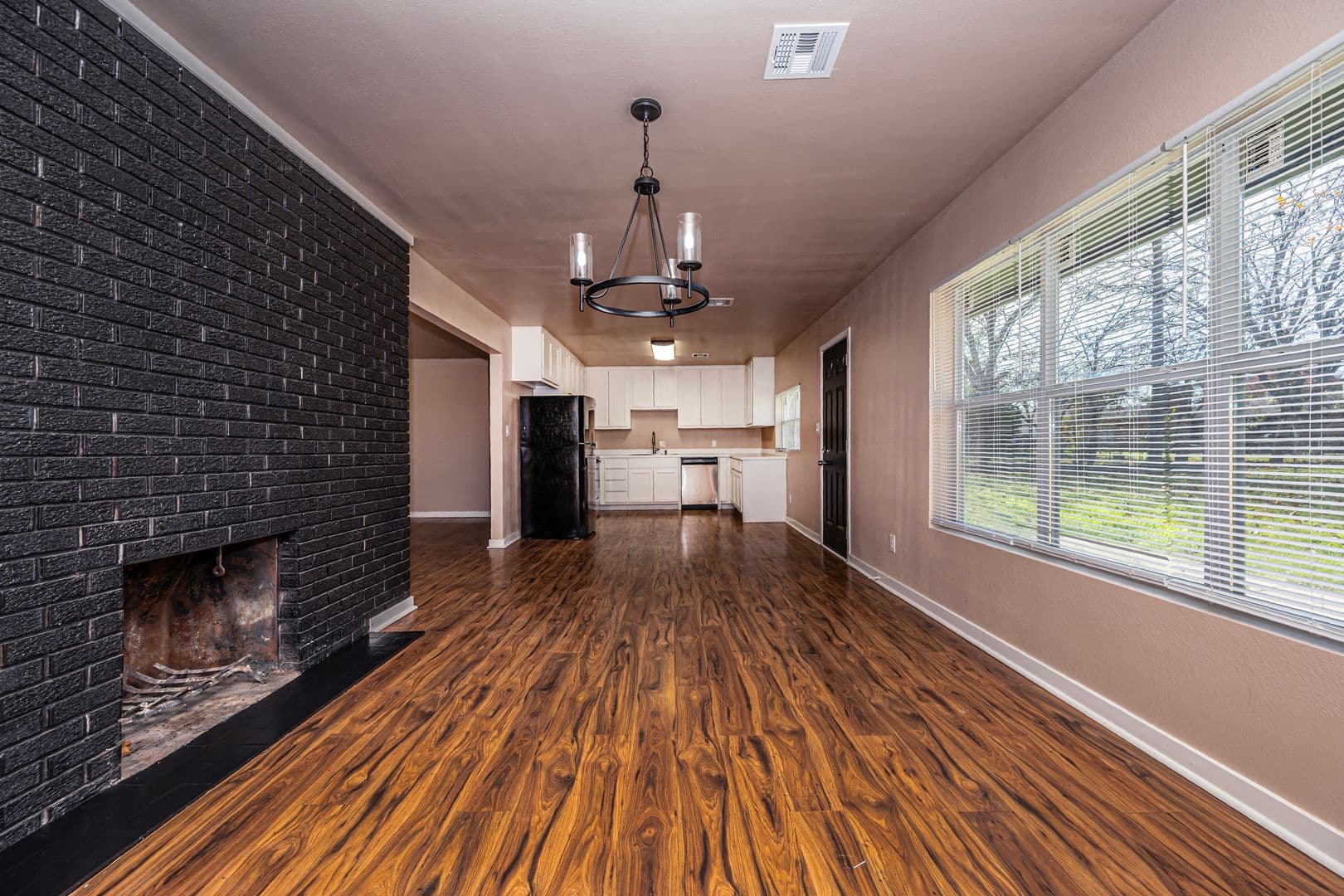 Ardmore House: 1733 Salisbury