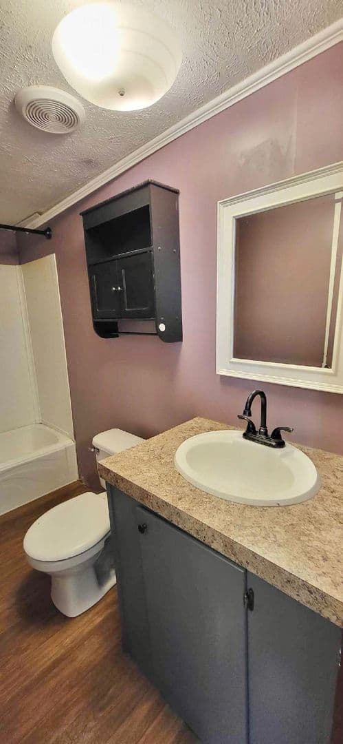 Ardmore House: 387 Basin RD