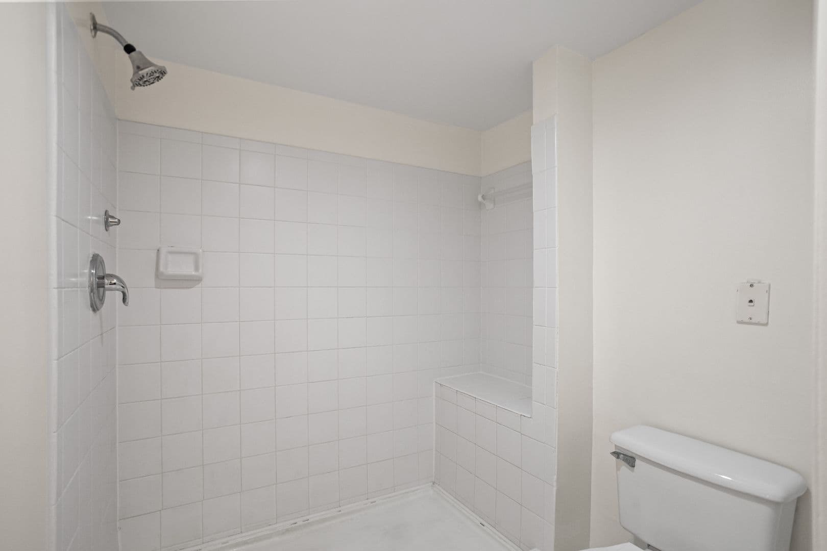 Coconut Creek Apartment: 5500 NW 61 Street