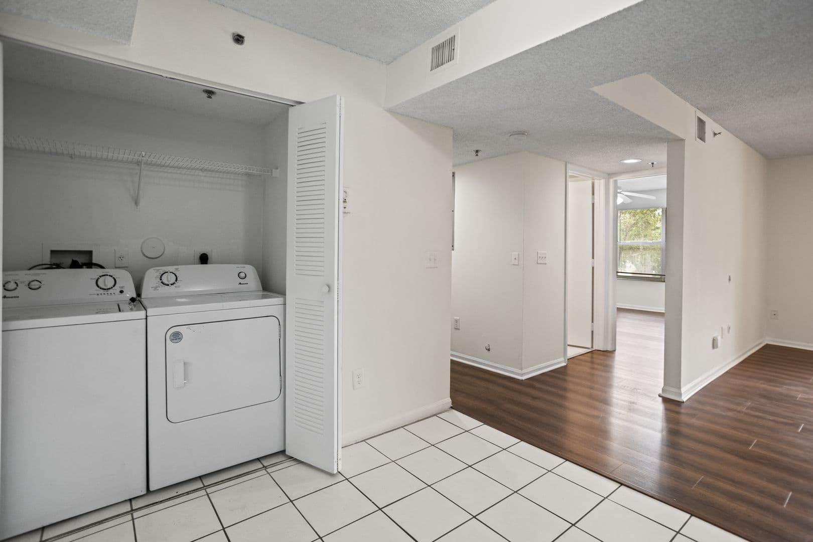 Coconut Creek Apartment: 5500 NW 61 Street