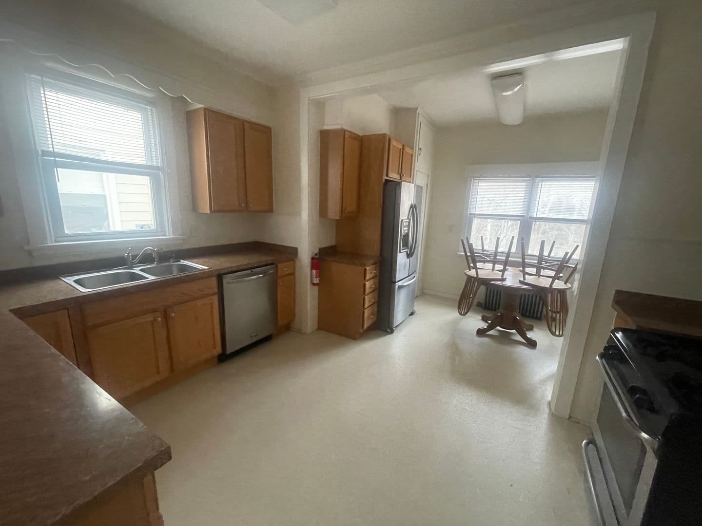 Ithaca Apartment: 215 Giles St