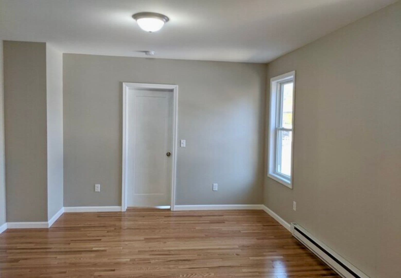 Ithaca Apartment: 209 Meadow St