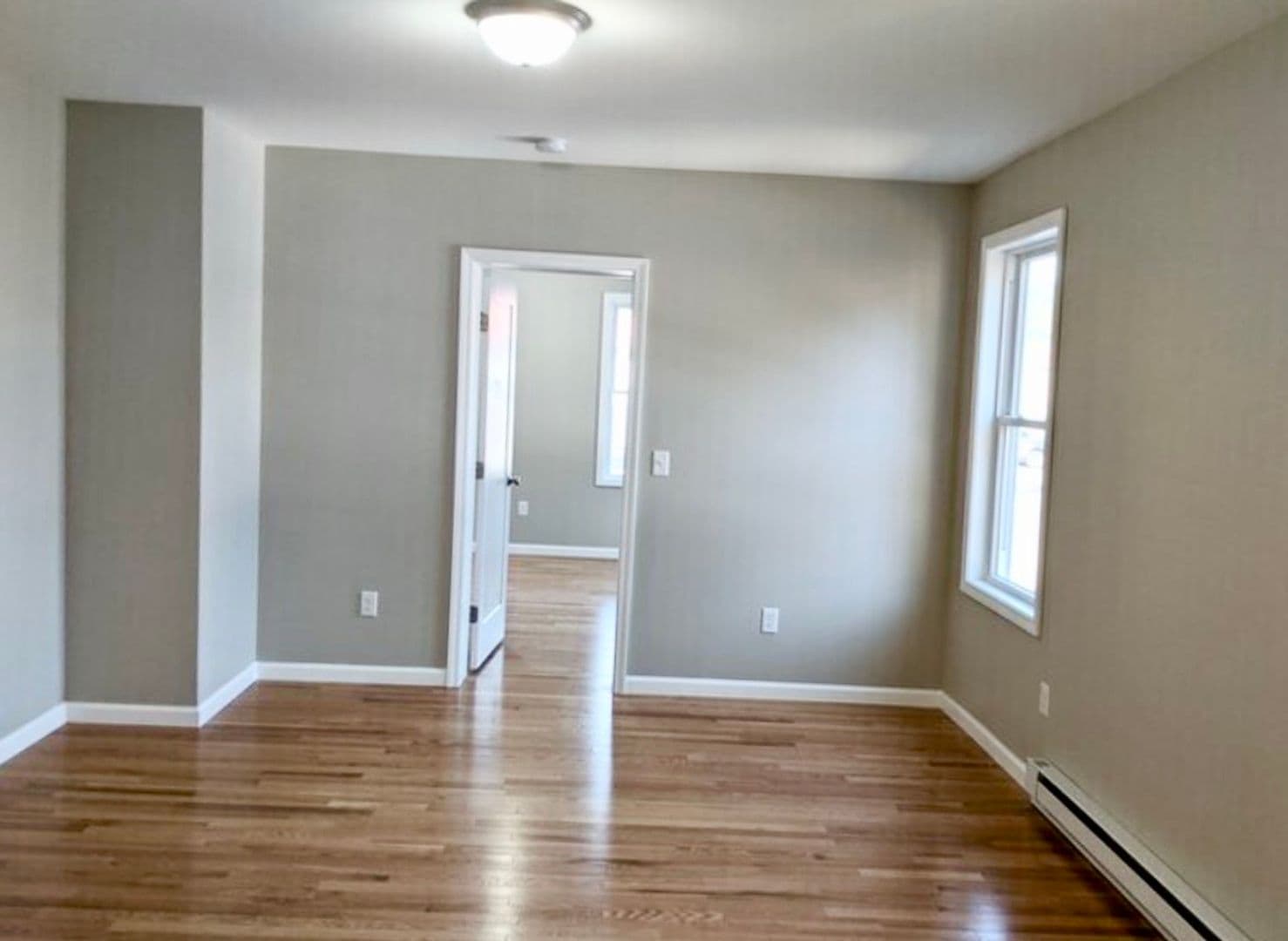 Ithaca Apartment: 209 Meadow St