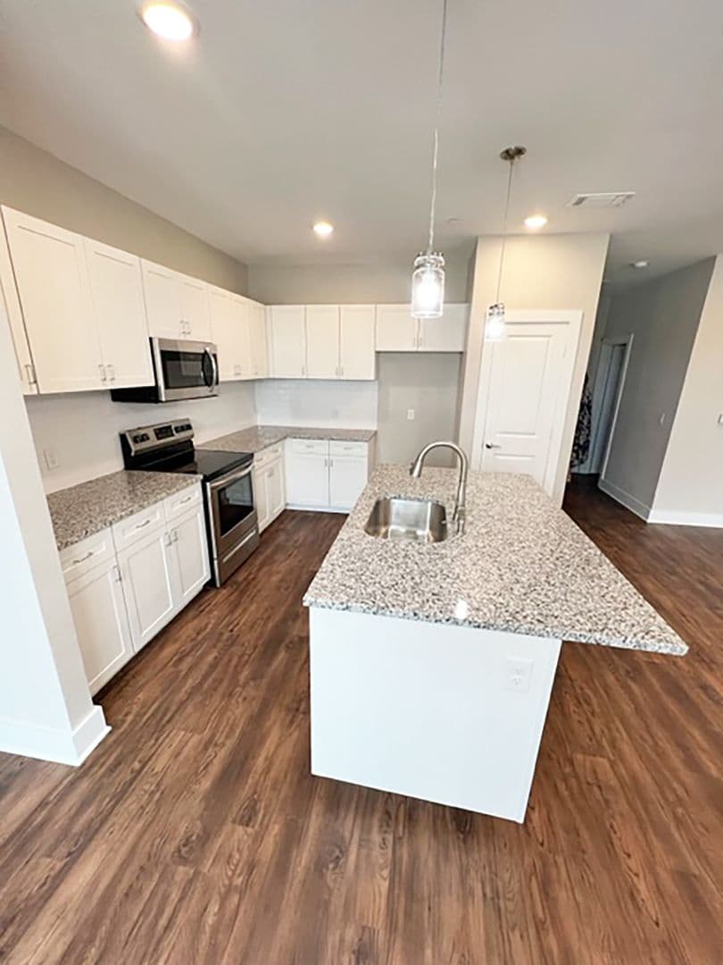 Argyle Townhome: 3605 S Bonnie Brae