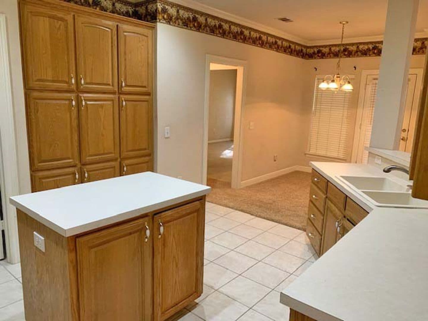 Denton House: 1113 Ellison Park Cir.