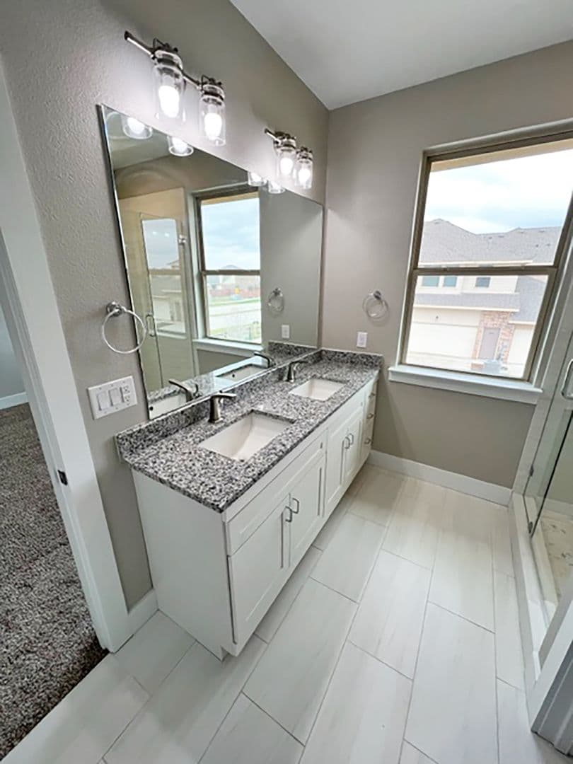 Argyle Townhome: 3605 S Bonnie Brae