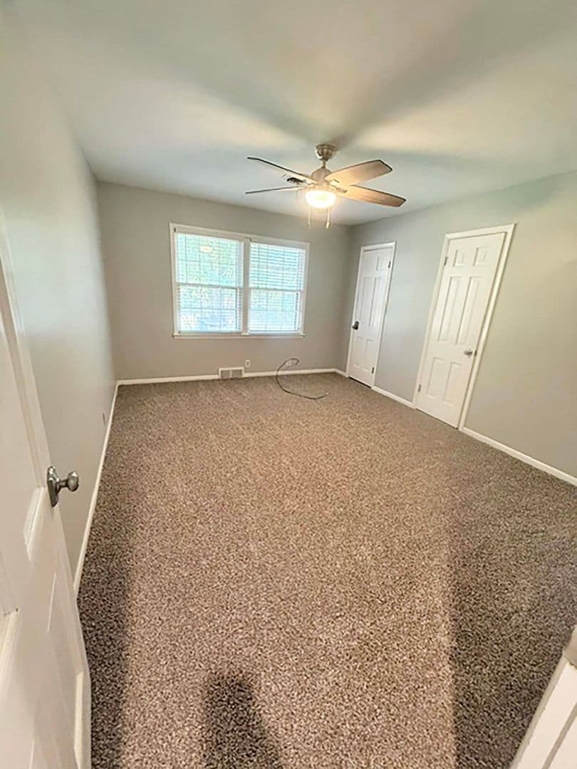 Denton House: 2710 Crestwood Ct