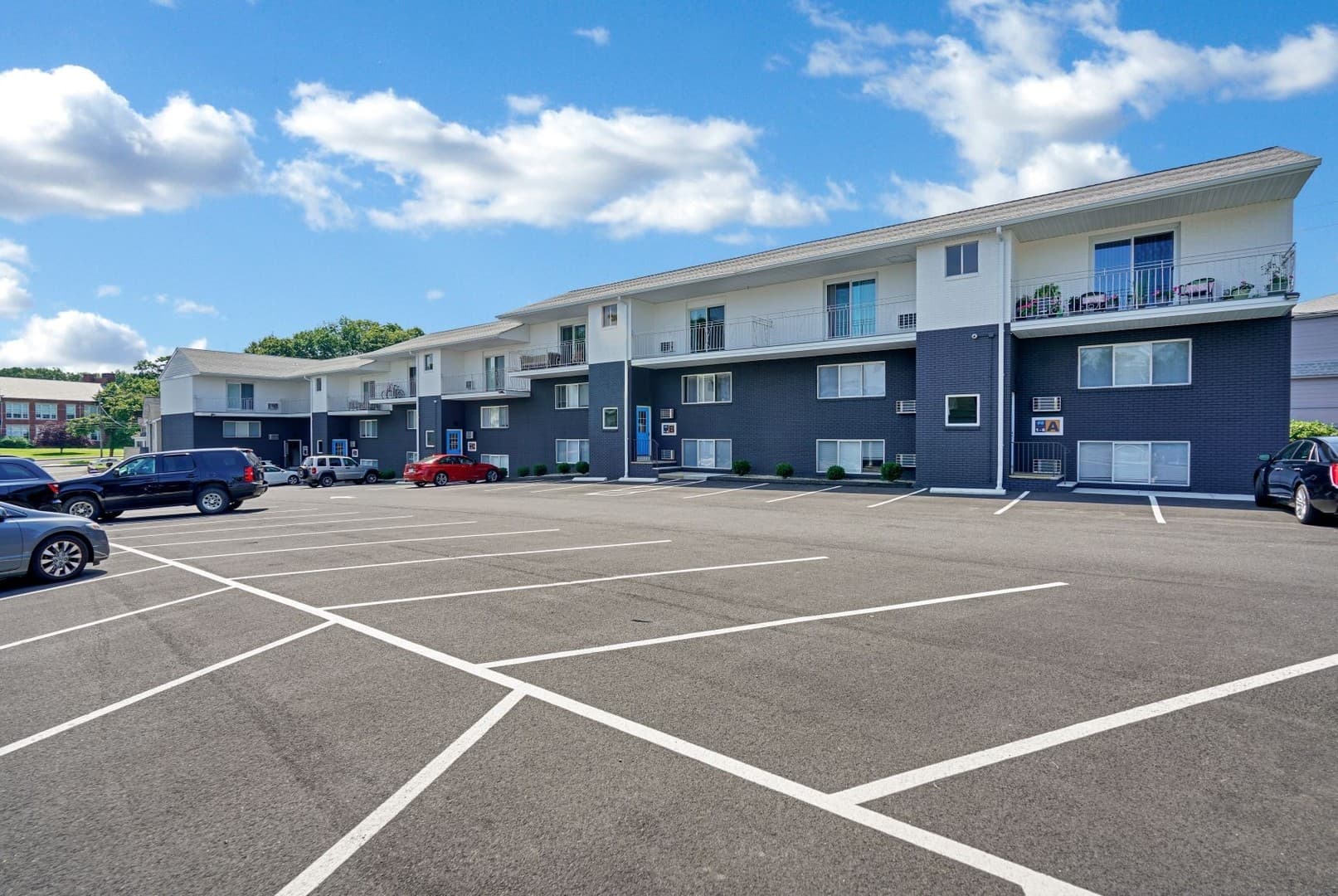 Norwalk Apartment: 8 Union Ave