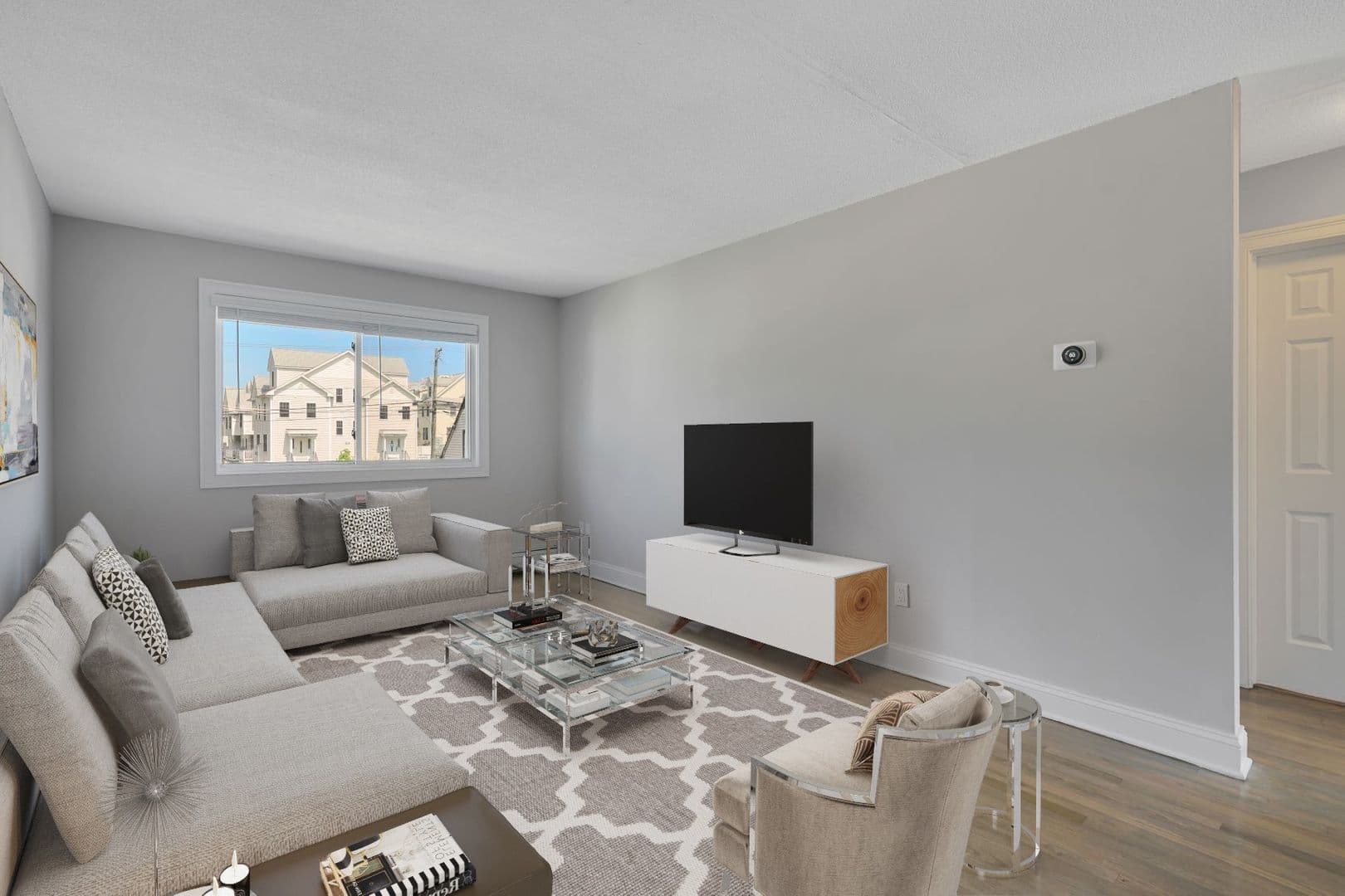 Norwalk Apartment: 3 Bedford Ave