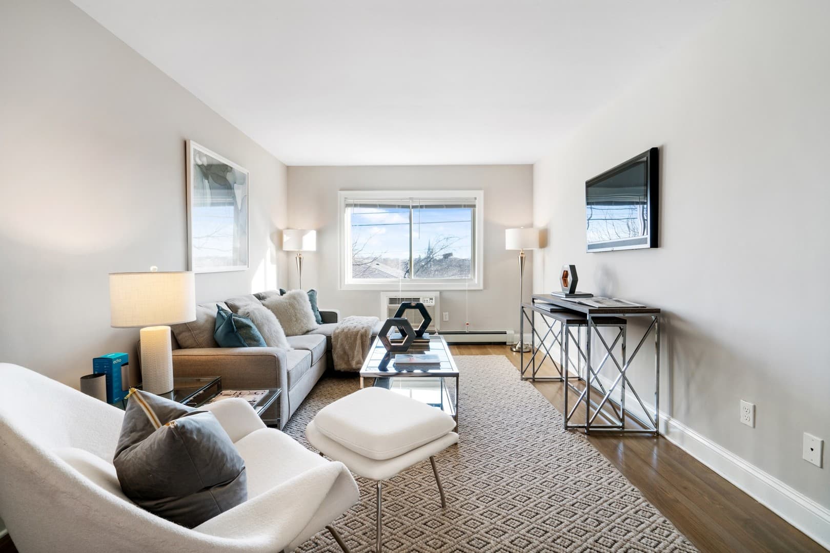 Norwalk Apartment: 3 Bedford Ave