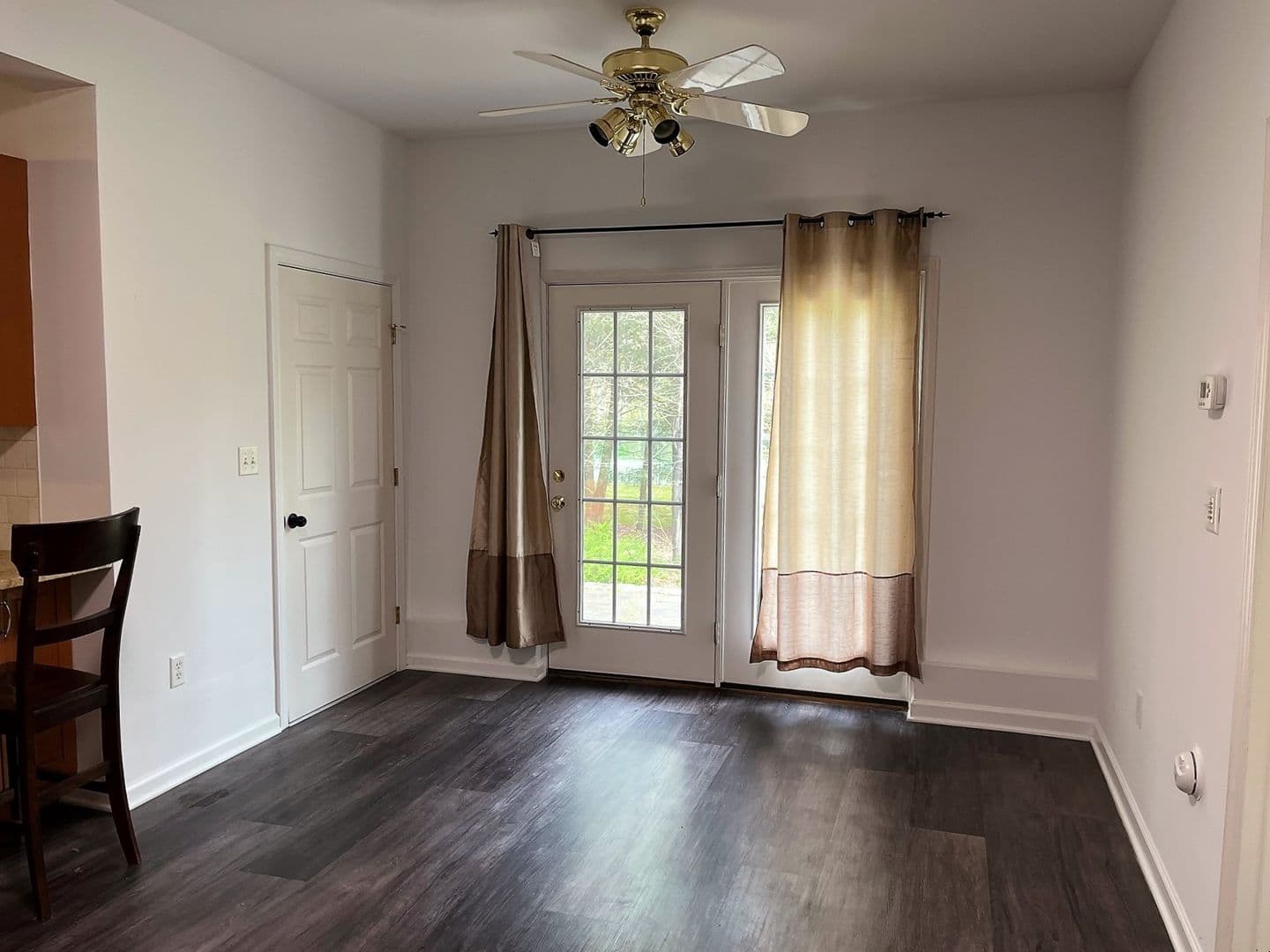 Wilton Apartment: 231 Rivergate
