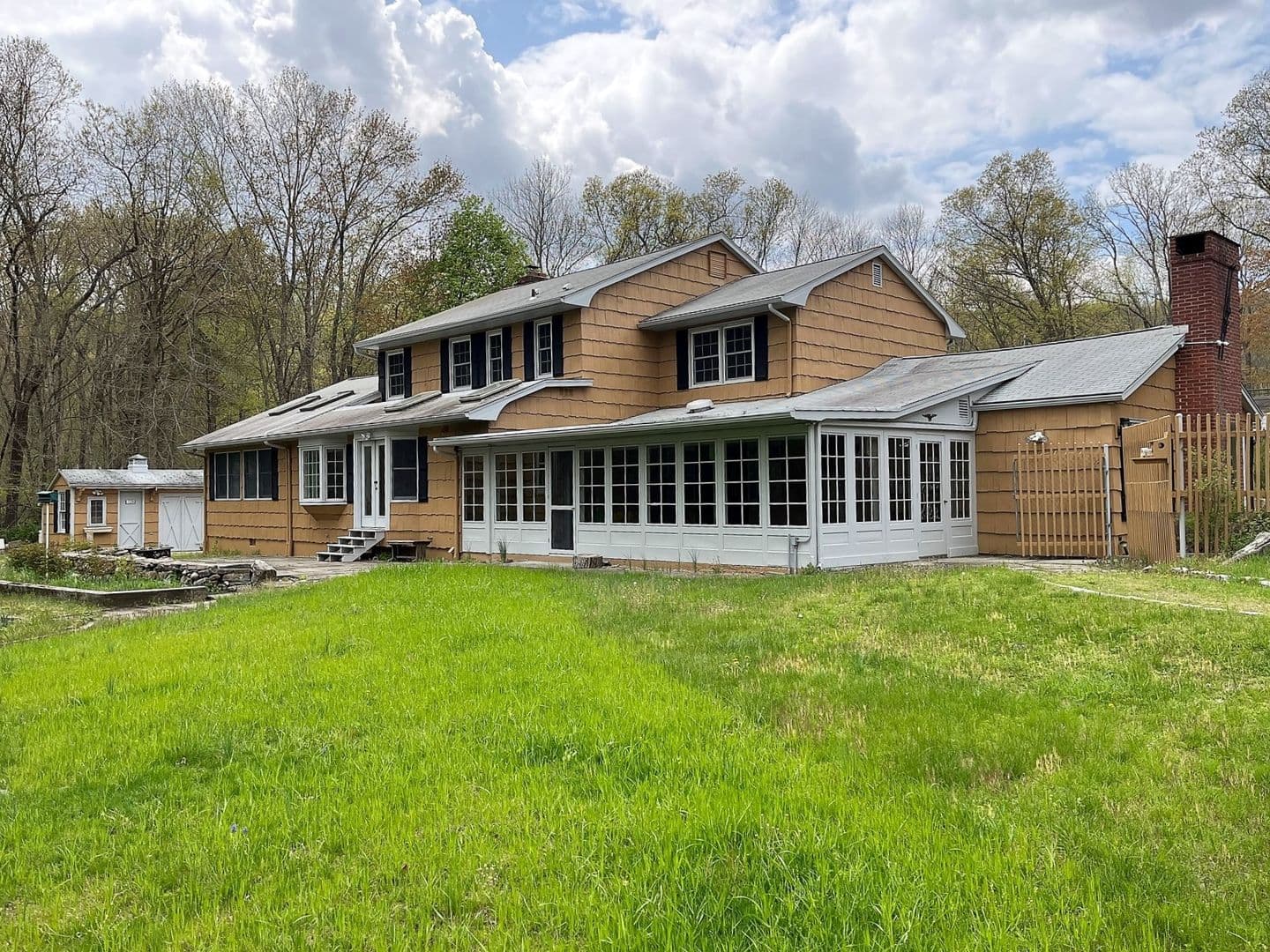 Wilton Apartment: 231 Rivergate
