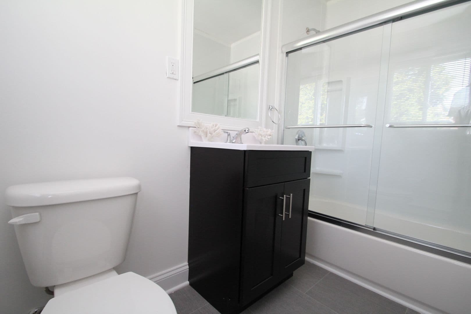 Norwalk Apartment: 8 Union Ave
