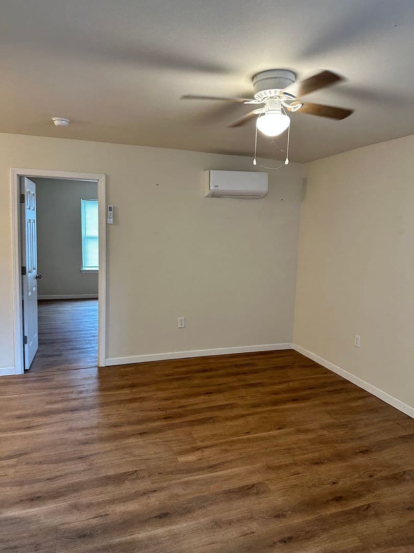 Little Rock Apartment: 719 Brookside Dr
