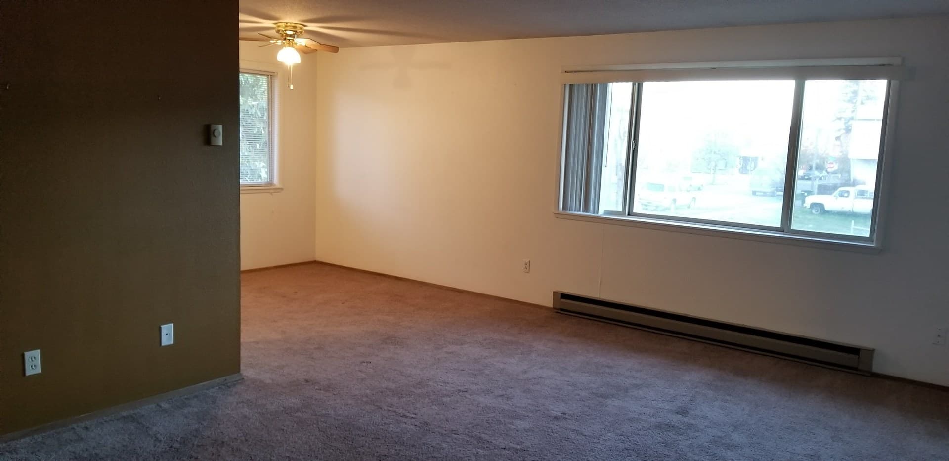 Tacoma Apartment: 622 S Steele St