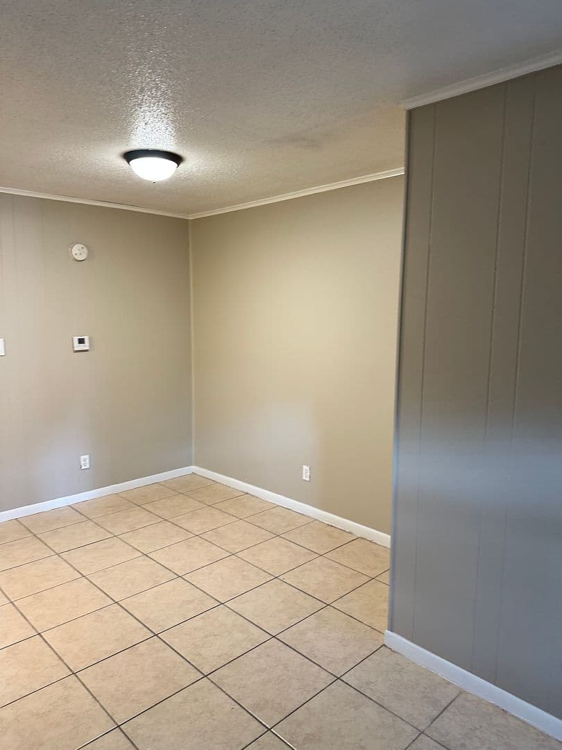 Little Rock Apartment: 619 Brookside Dr