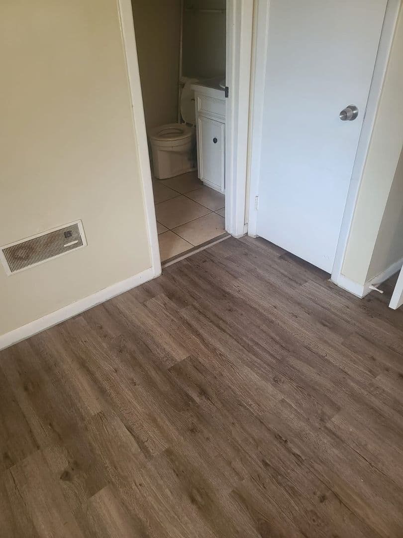 Little Rock Apartment: 719 Brookside Dr