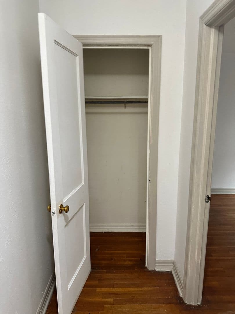 Little Rock Apartment: 719 Brookside Dr