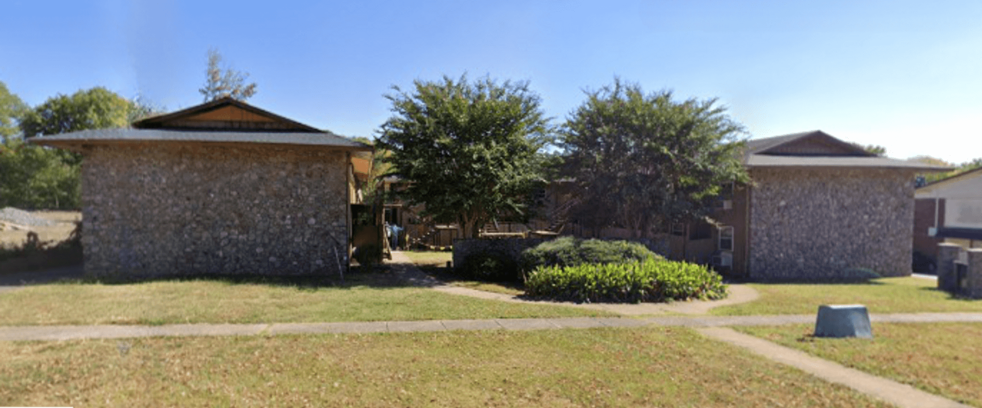 Little Rock Apartment: 719 Brookside Dr