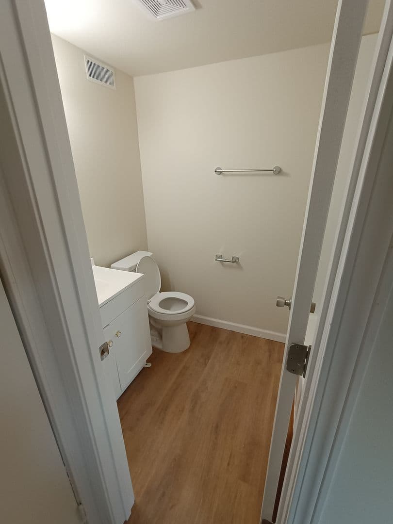 Little Rock Apartment: 719 Brookside Dr