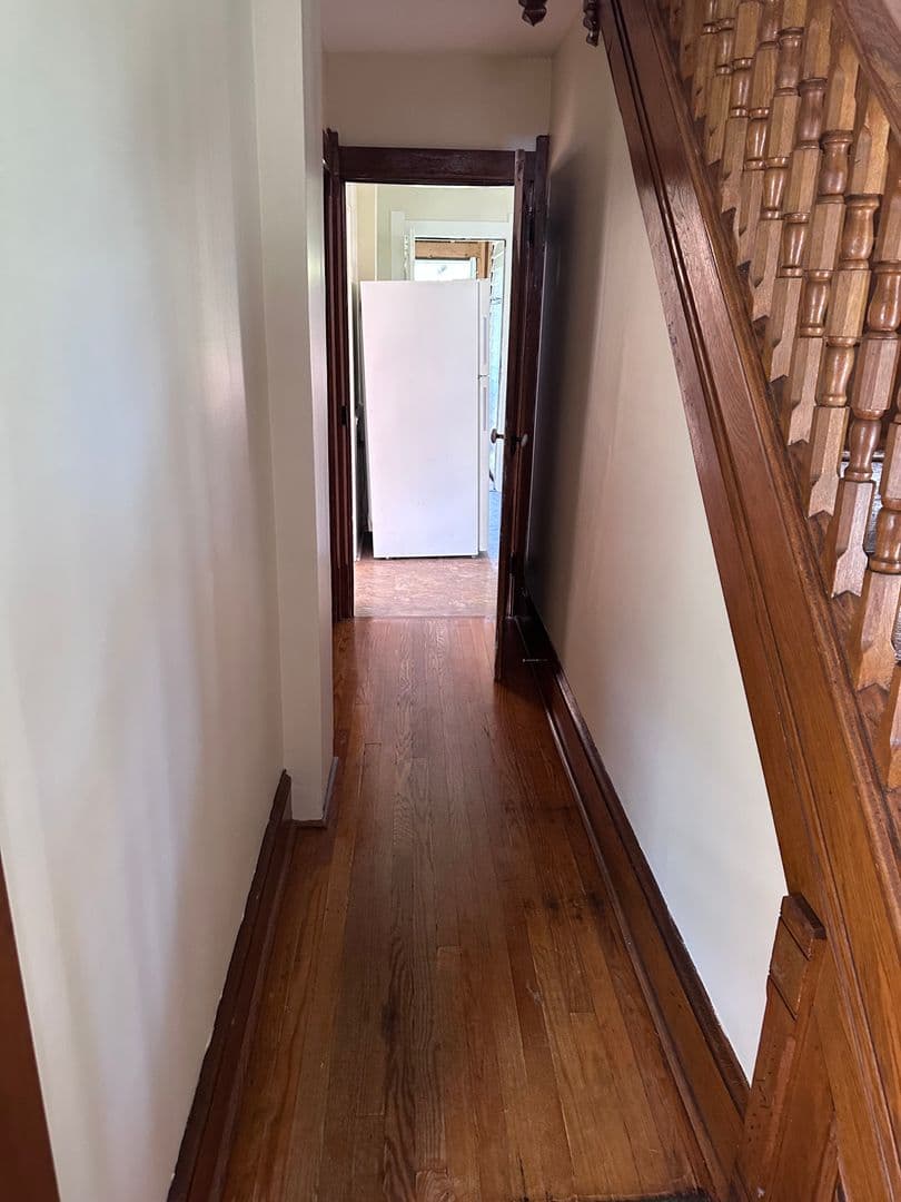 Pleasant Gap House: 214 S. Harrison Road
