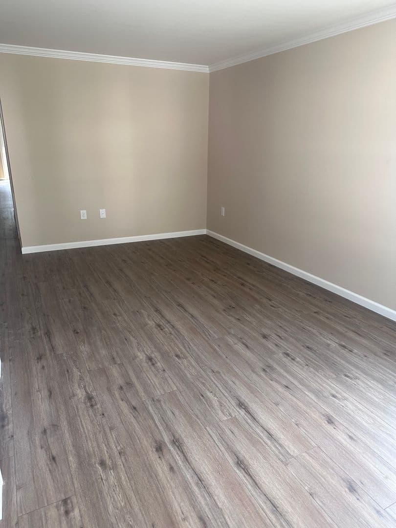 Centre Hall House: 161 Timberwood Trail