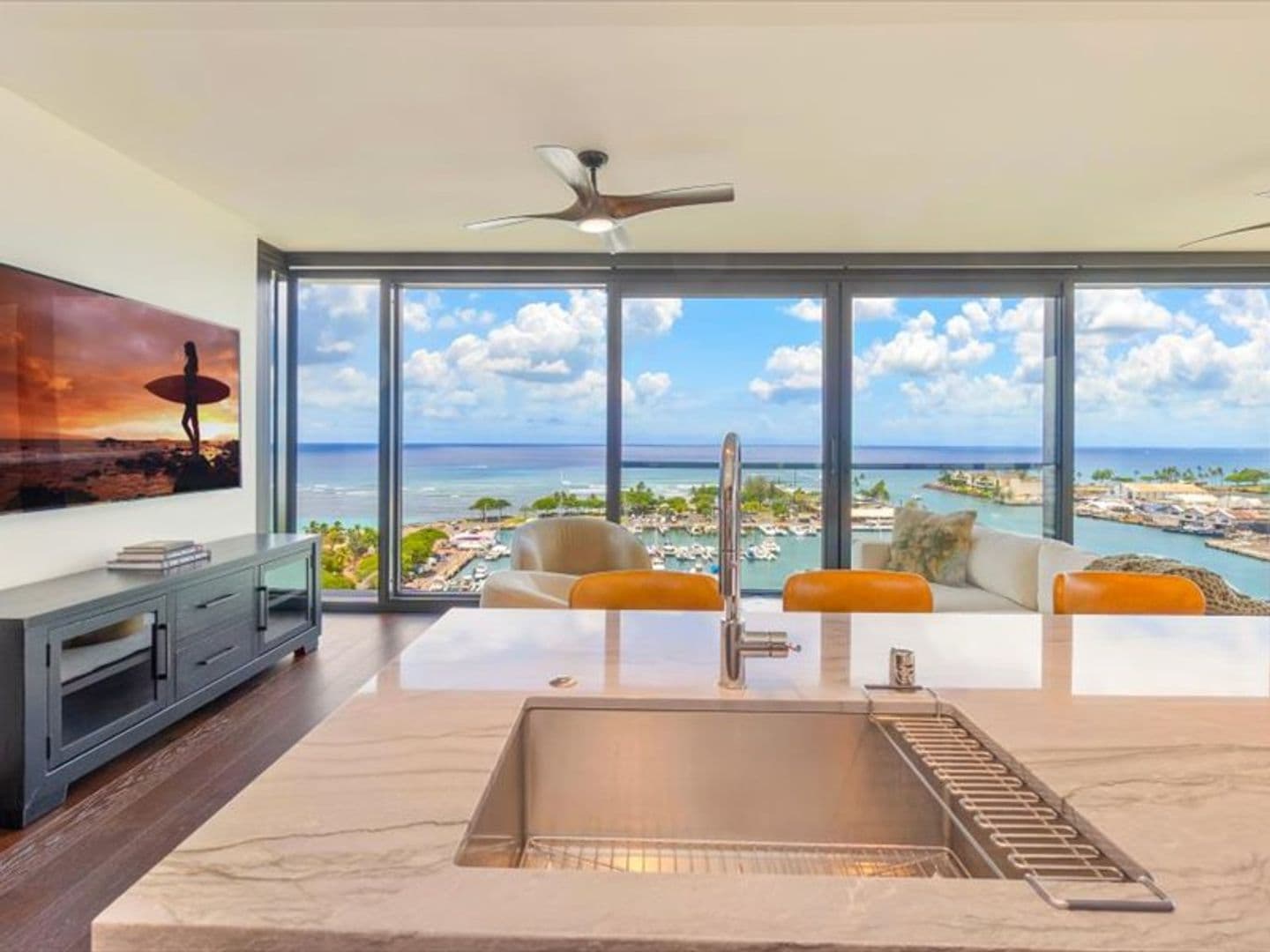 Honolulu Condo: 1100 Ala Moana Bvld. Unit 1401