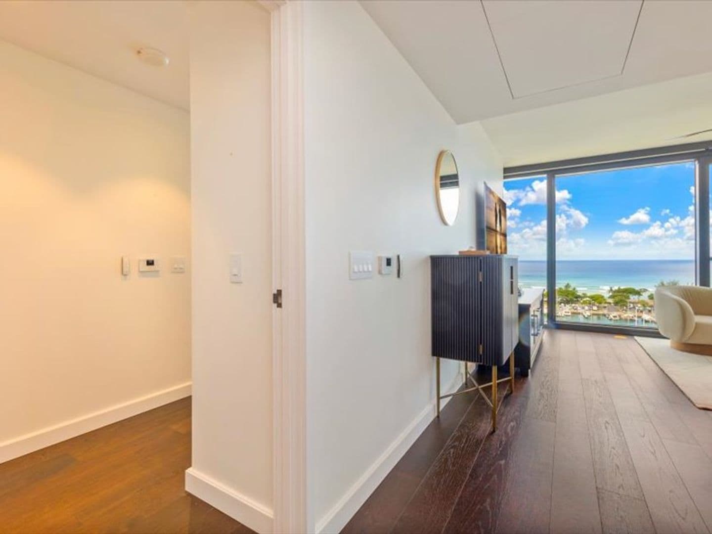 Honolulu Condo: 1100 Ala Moana Bvld. Unit 1401