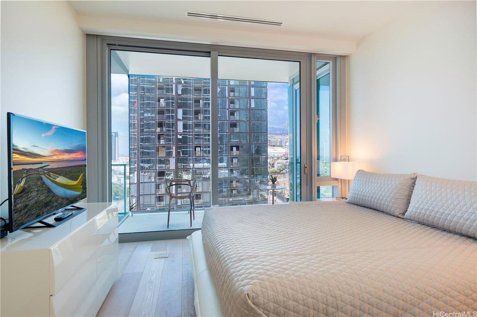 Honolulu Condo: 1118 Ala Moana Blvd. Unit 1203